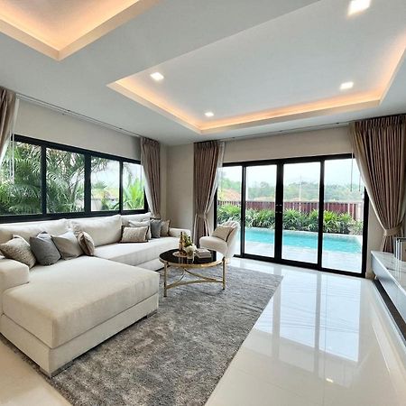 Southern Peak Pool Villa Huay Yai Pattaya Banhuajjaj Kültér fotó