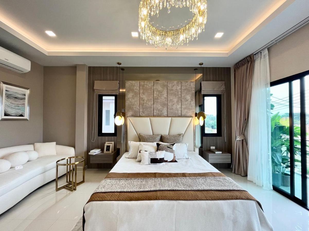 Southern Peak Pool Villa Huay Yai Pattaya Banhuajjaj Kültér fotó