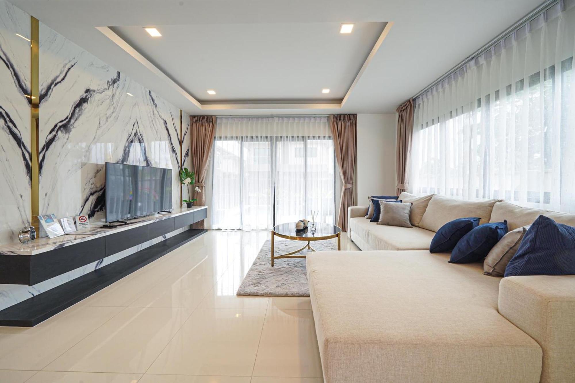 Southern Peak Pool Villa Huay Yai Pattaya Banhuajjaj Kültér fotó