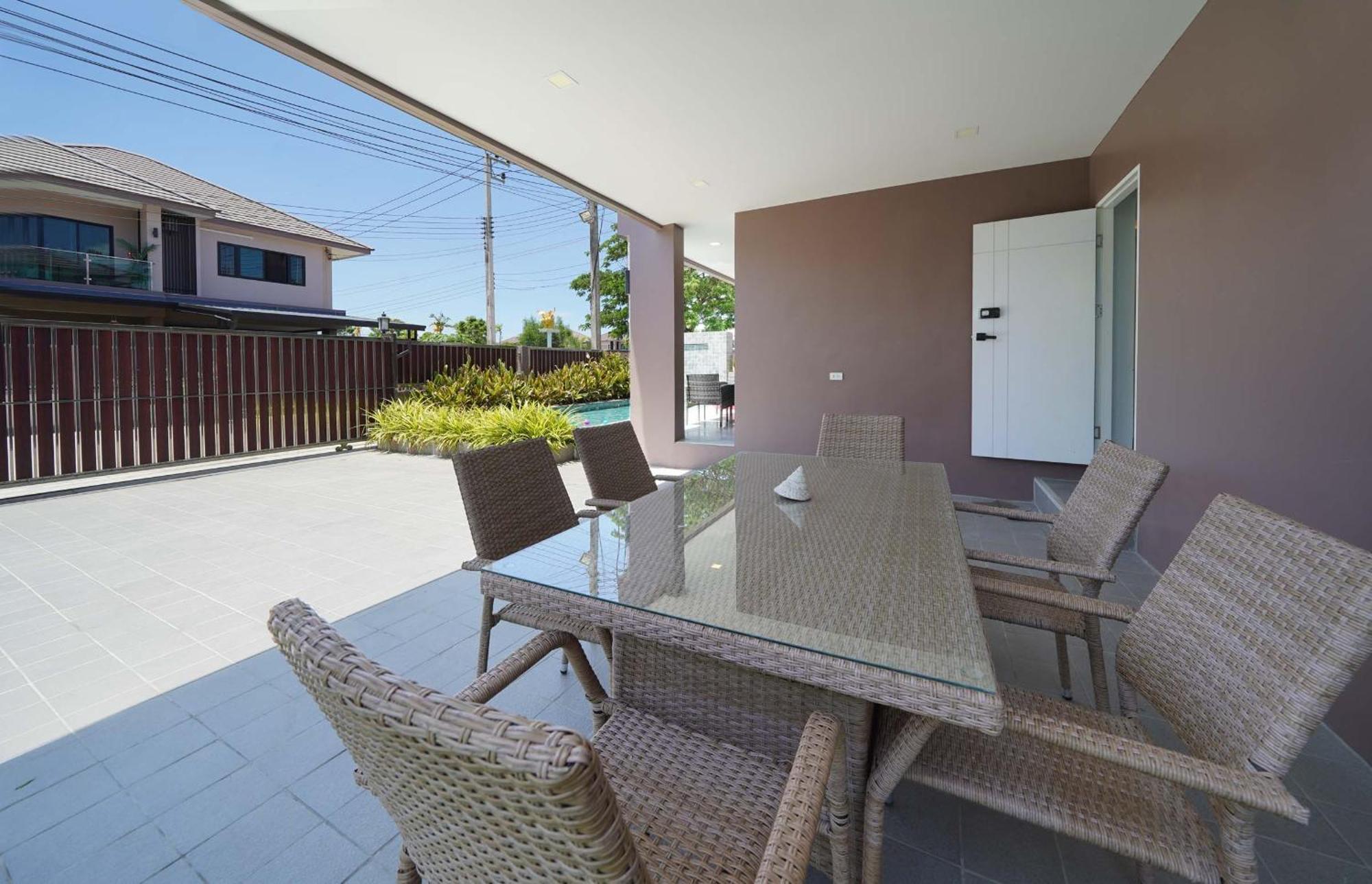 Southern Peak Pool Villa Huay Yai Pattaya Banhuajjaj Kültér fotó