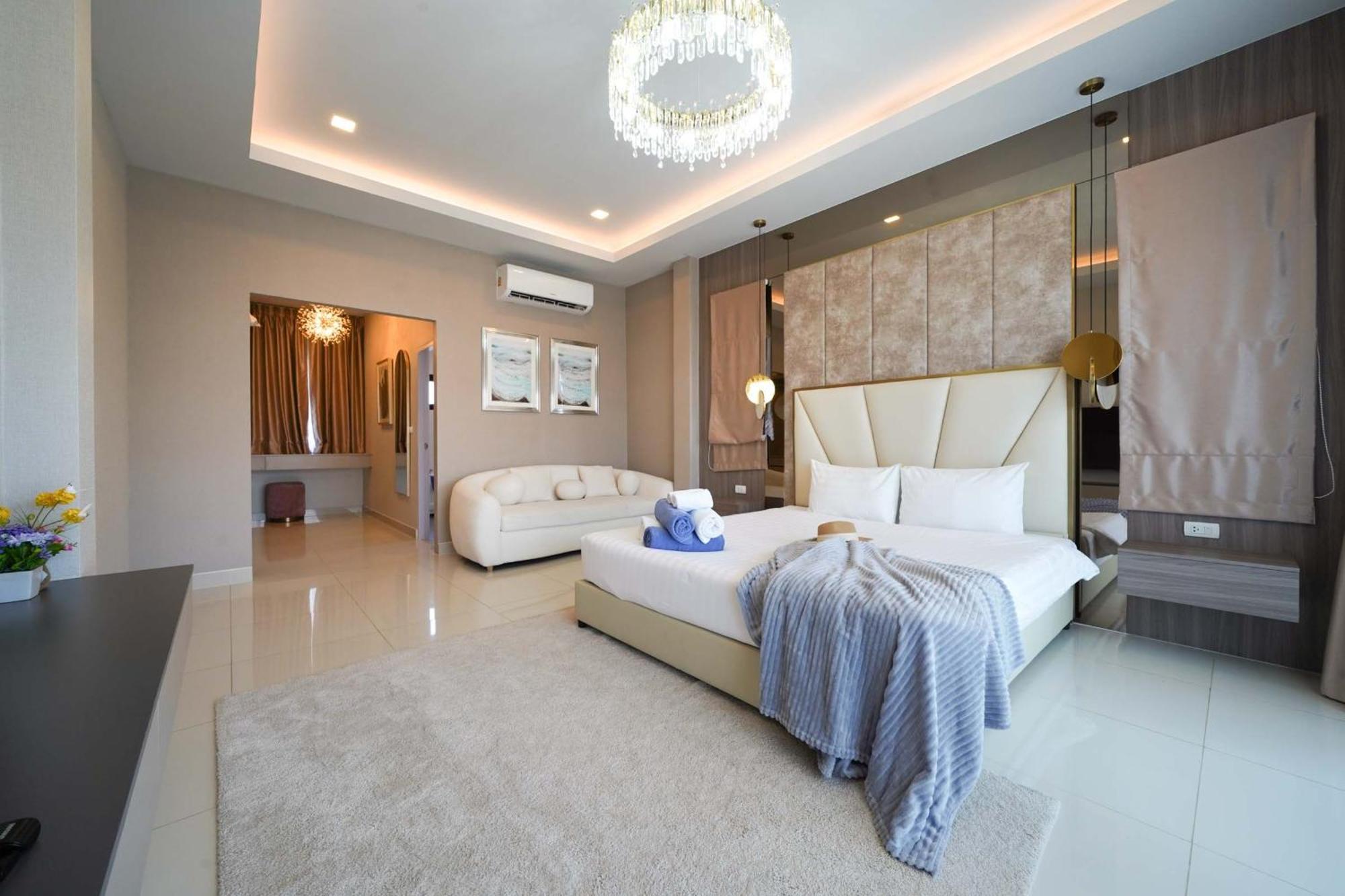 Southern Peak Pool Villa Huay Yai Pattaya Banhuajjaj Kültér fotó