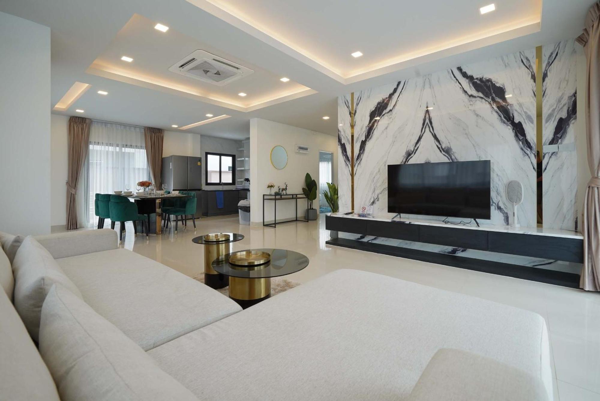Southern Peak Pool Villa Huay Yai Pattaya Banhuajjaj Kültér fotó