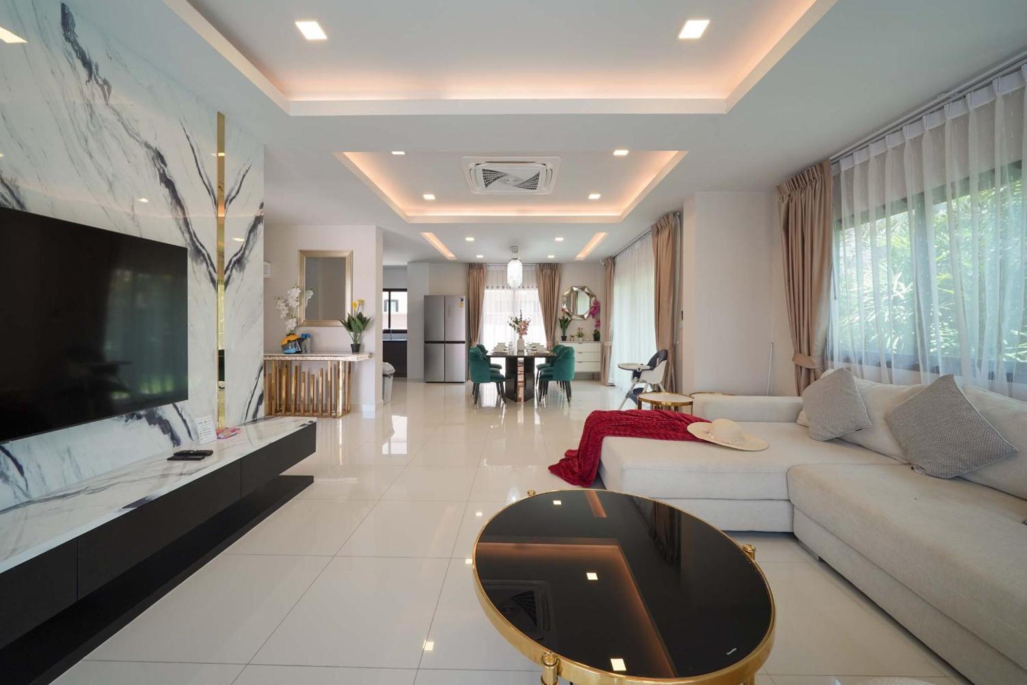Southern Peak Pool Villa Huay Yai Pattaya Banhuajjaj Kültér fotó