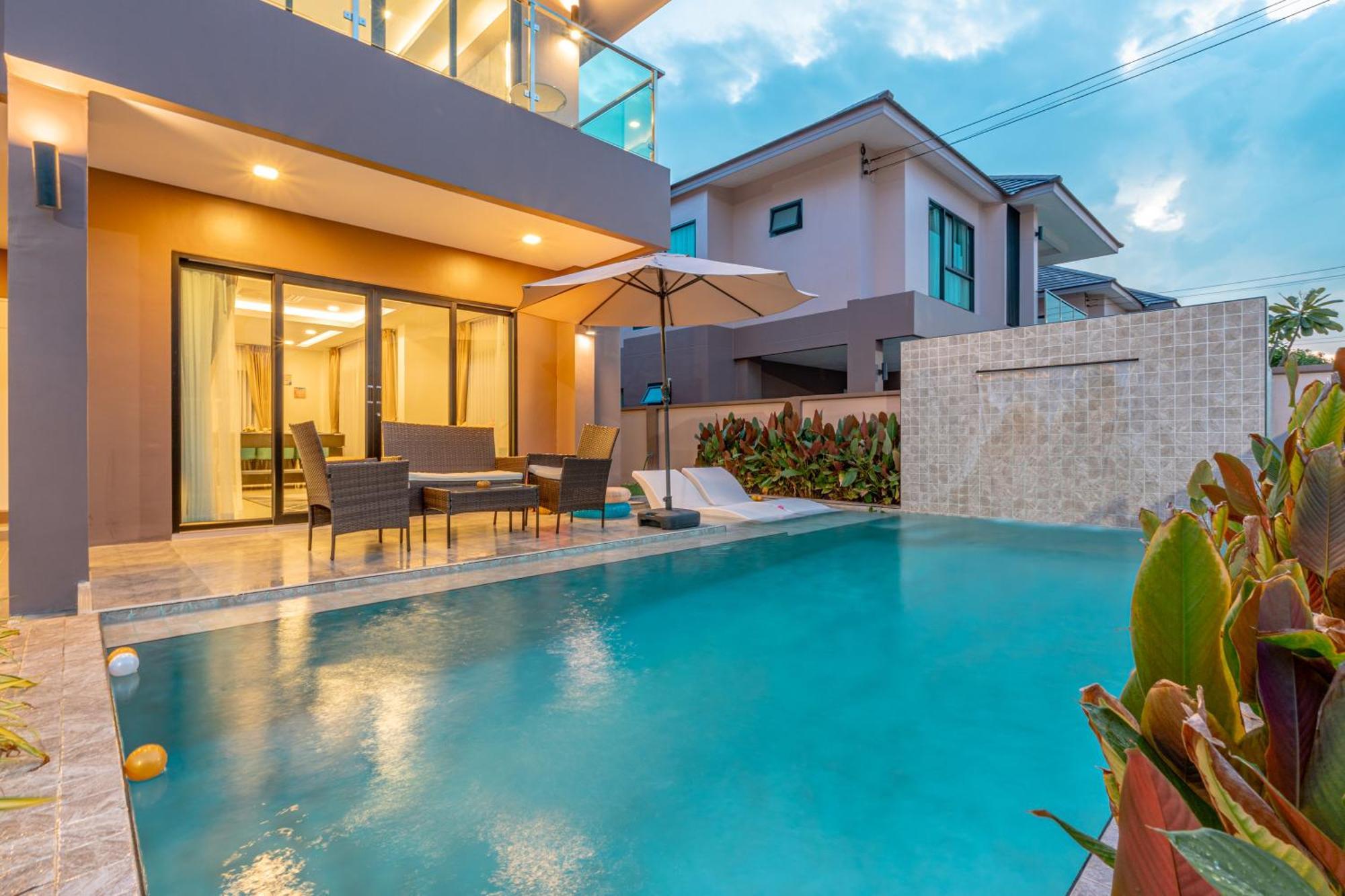 Southern Peak Pool Villa Huay Yai Pattaya Banhuajjaj Kültér fotó